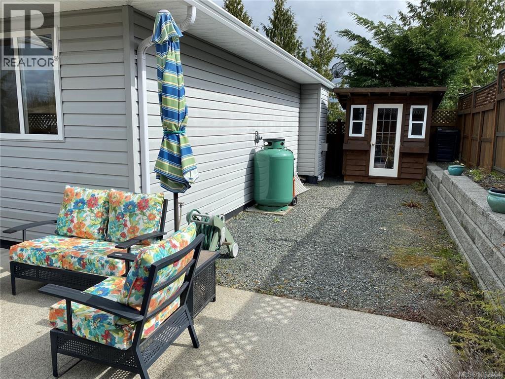 Photo 4 of 1731 Dars Pl, Qualicum Beach BC
