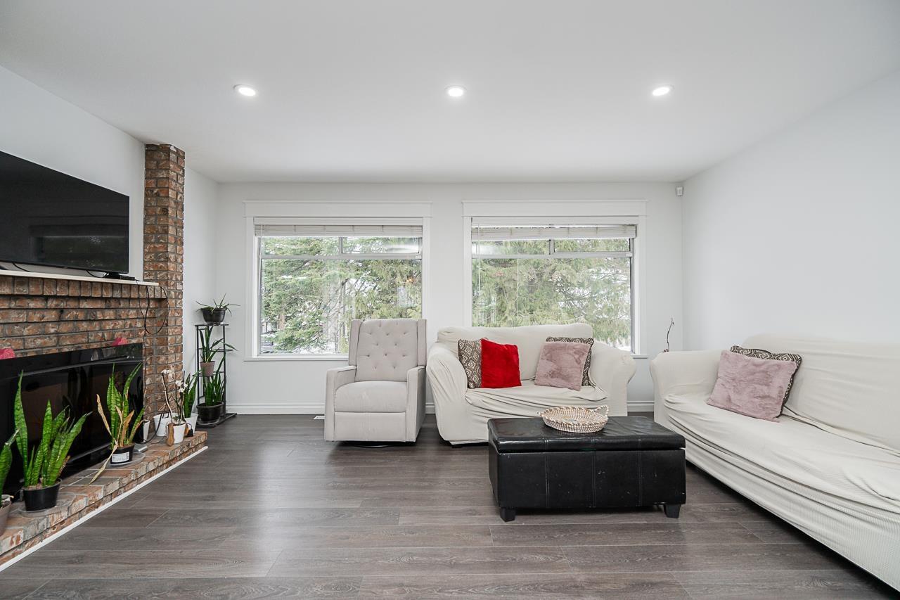 Photo 6 of 6074 188 Street, Surrey BC