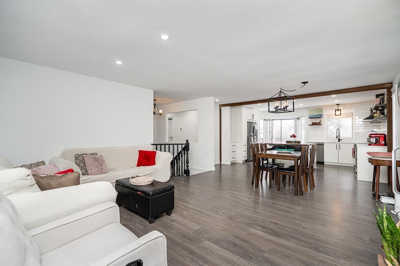 Photo 8 of 6074 188 Street, Surrey BC