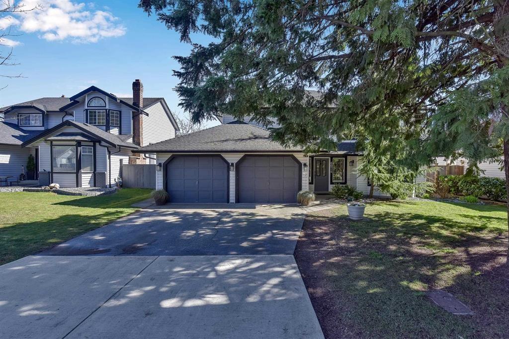 Photo 1 of 6074 188 Street, Surrey BC