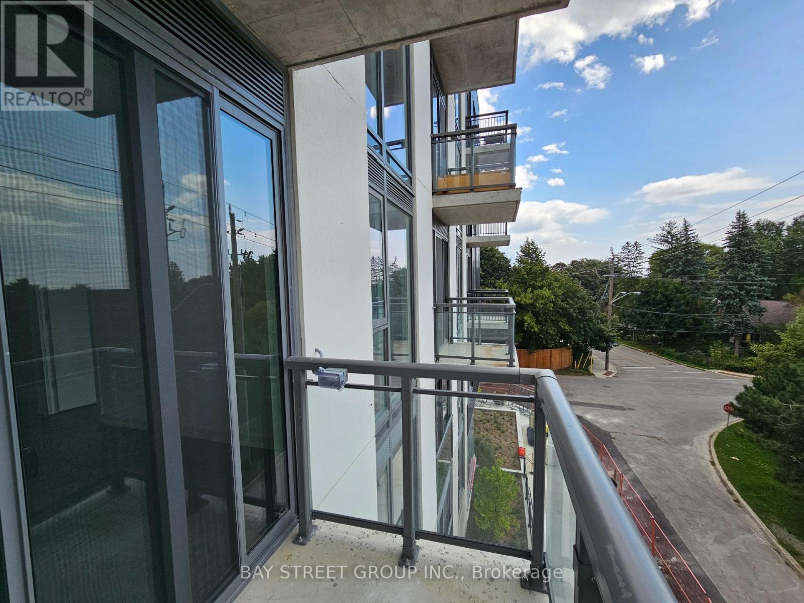 Photo 27 of 323 90 Glen Everest Road, Toronto ON