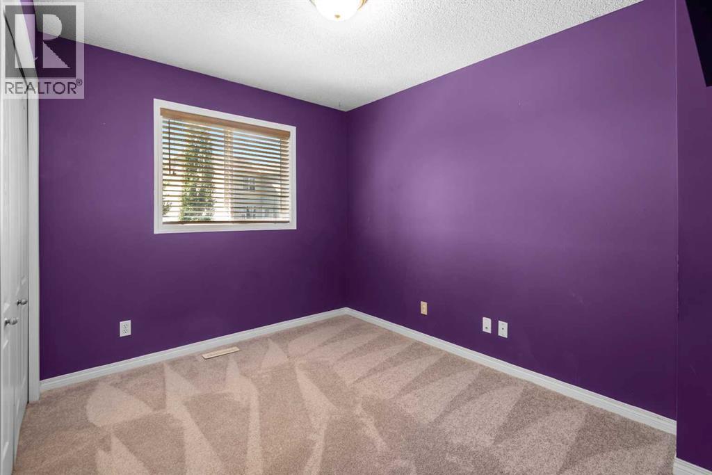 Photo 15 of 329 Bridleridge Way Sw, Calgary AB
