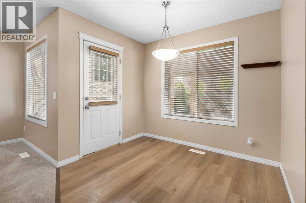 Photo 8 of 329 Bridleridge Way Sw, Calgary AB