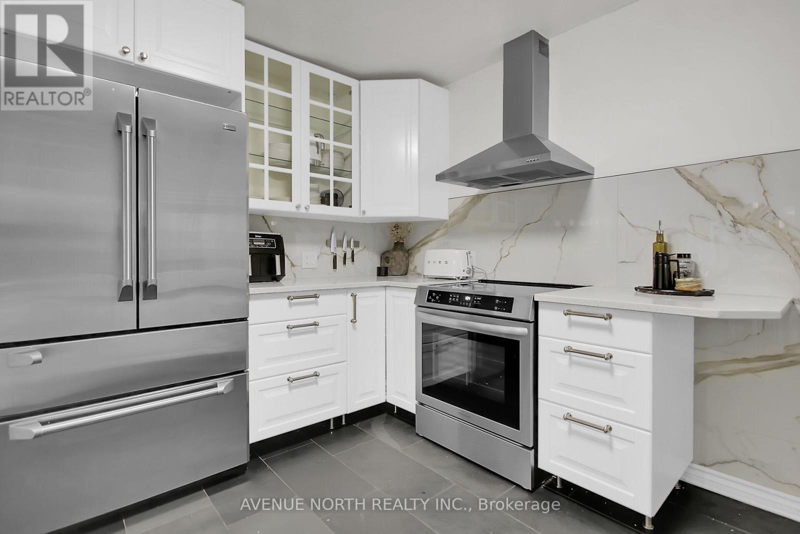 Photo 15 of 65 Rothwell Drive, Ottawa ON