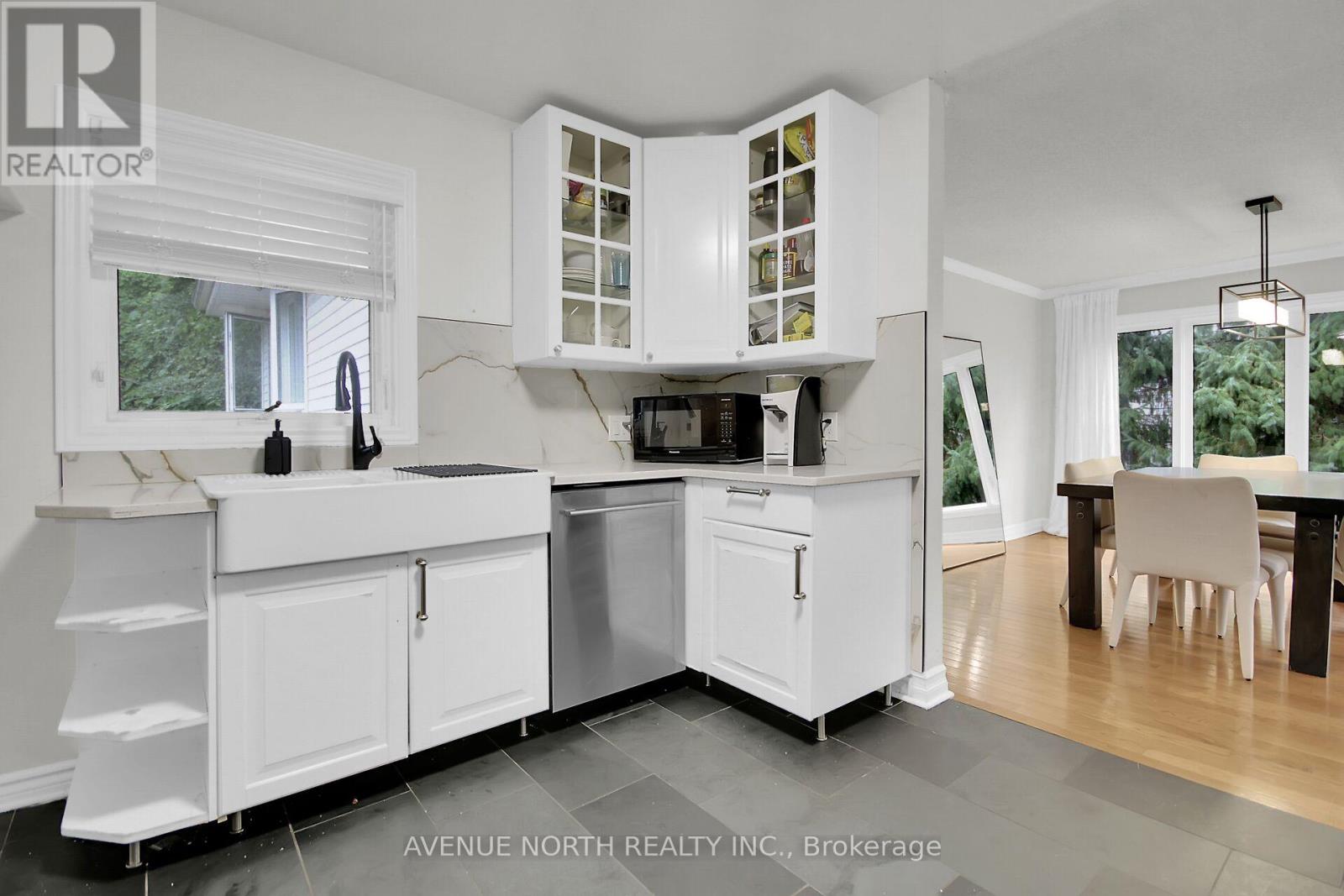 Photo 16 of 65 Rothwell Drive, Ottawa ON