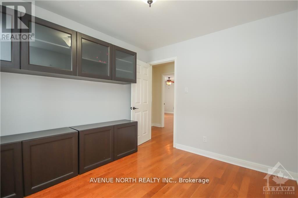 Photo 27 of 65 Rothwell Drive, Ottawa ON