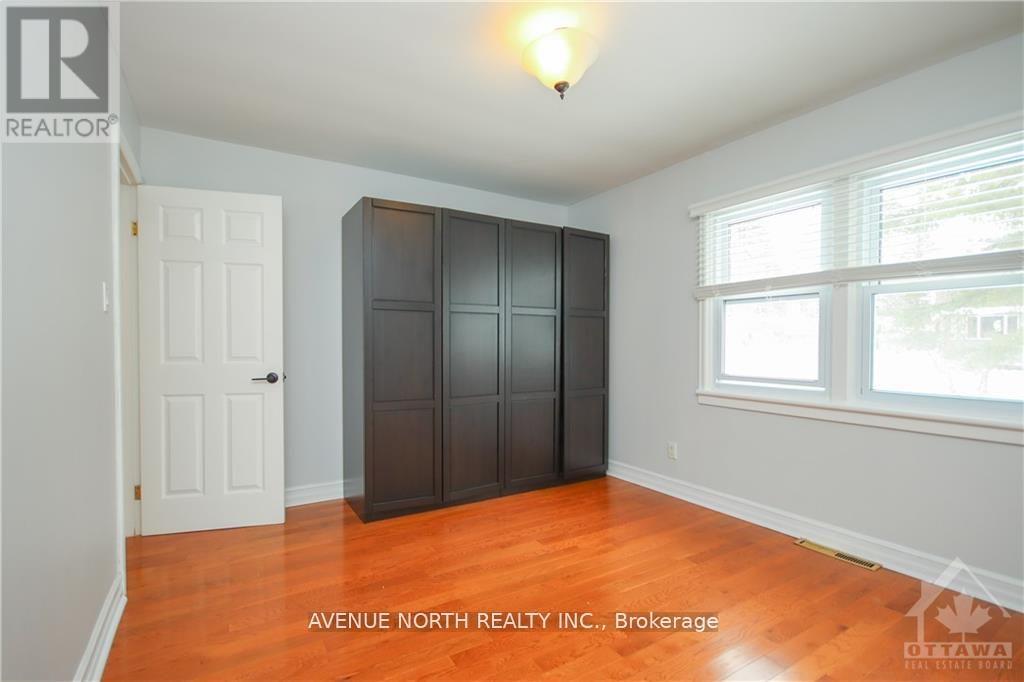 Photo 29 of 65 Rothwell Drive, Ottawa ON