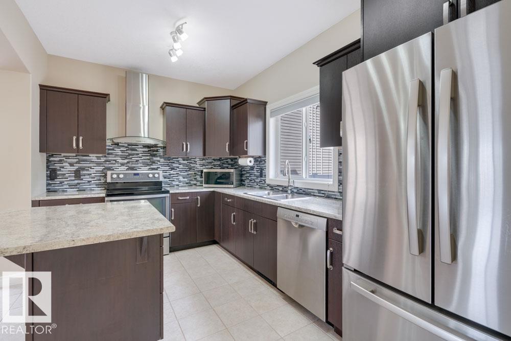 Photo 11 of 12029 69 St Nw, Edmonton AB