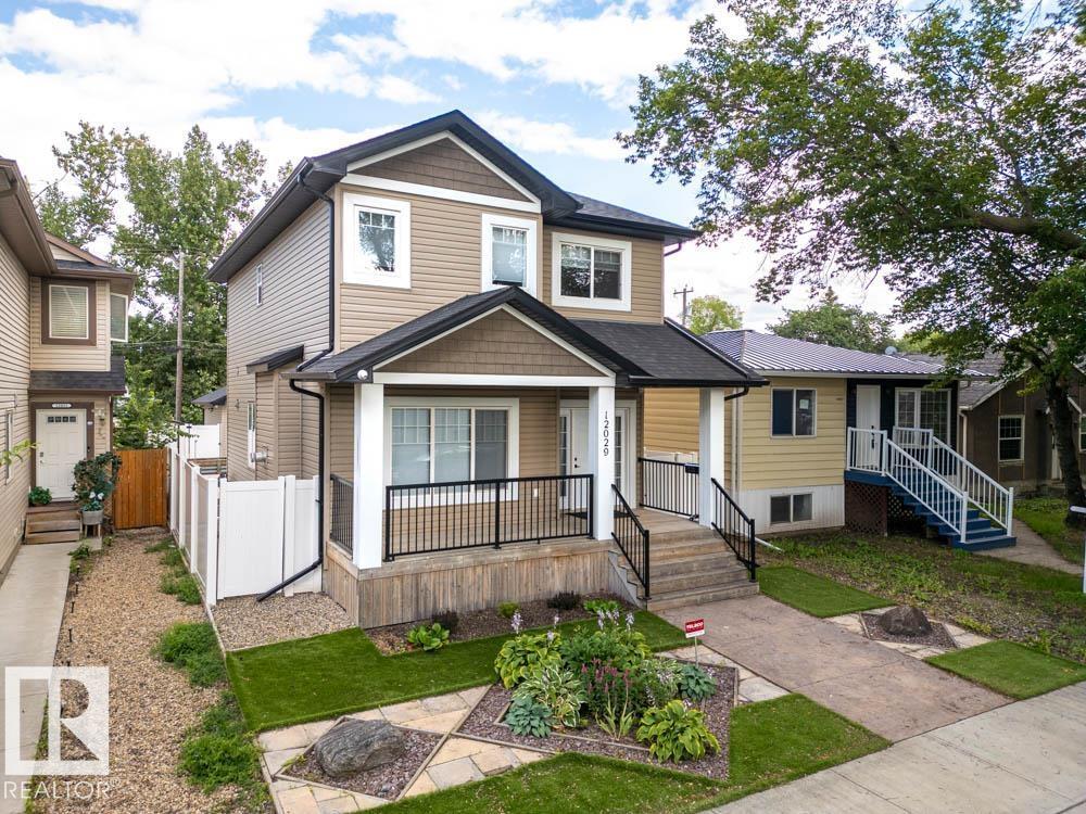 Photo 44 of 12029 69 St Nw, Edmonton AB