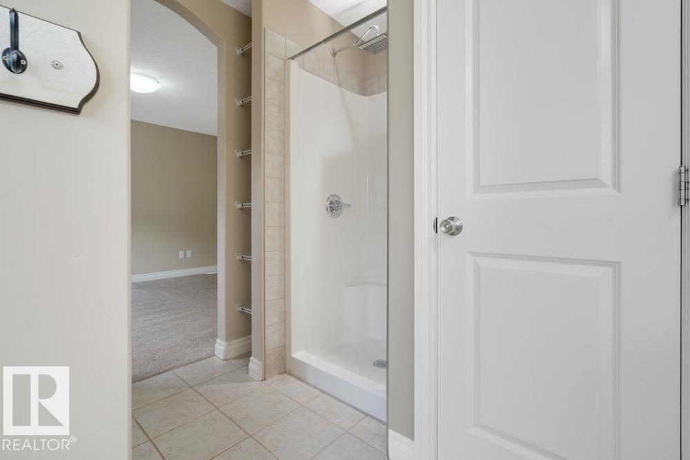 Photo 21 of 12029 69 St Nw, Edmonton AB