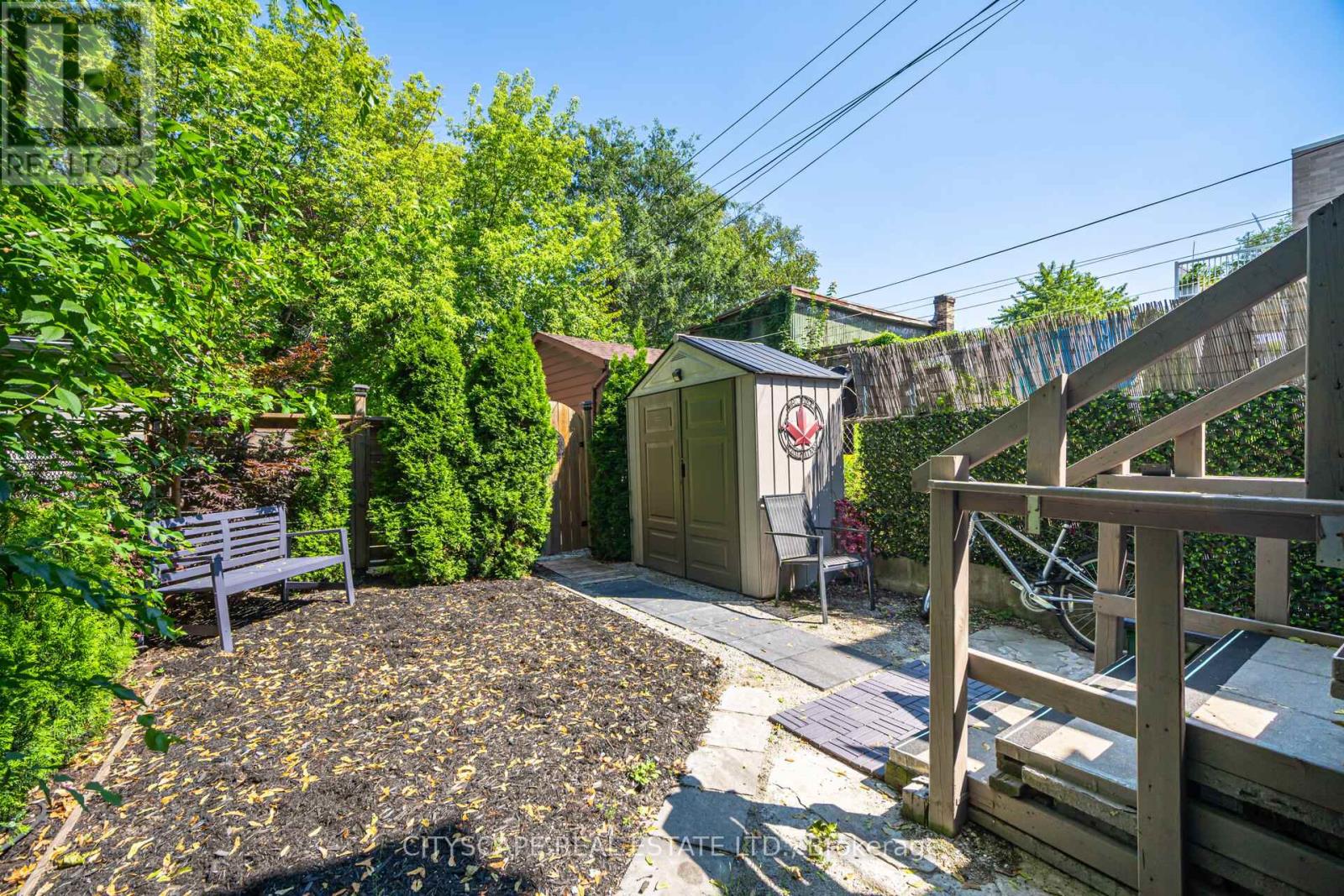 Photo 26 of Main Lower 791 Dufferin Street, Toronto ON