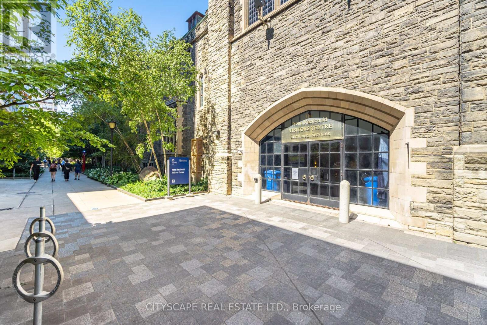 Photo 39 of Main Lower 791 Dufferin Street, Toronto ON
