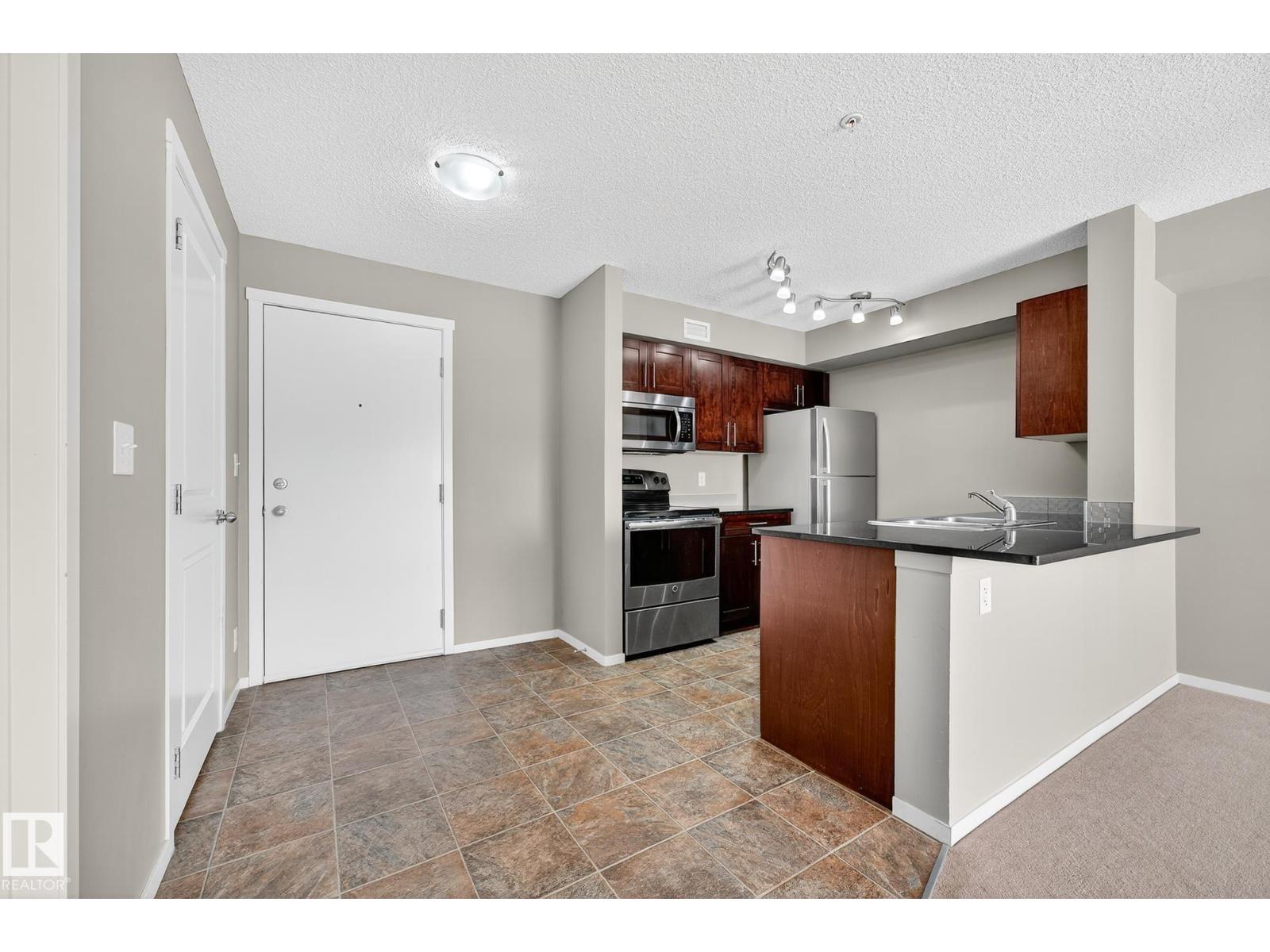 Photo 13 of 204 5810 Mullen Pl Nw, Edmonton AB