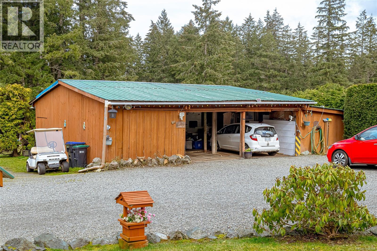 Photo 25 of 770 Gilbert Rd, Hilliers BC