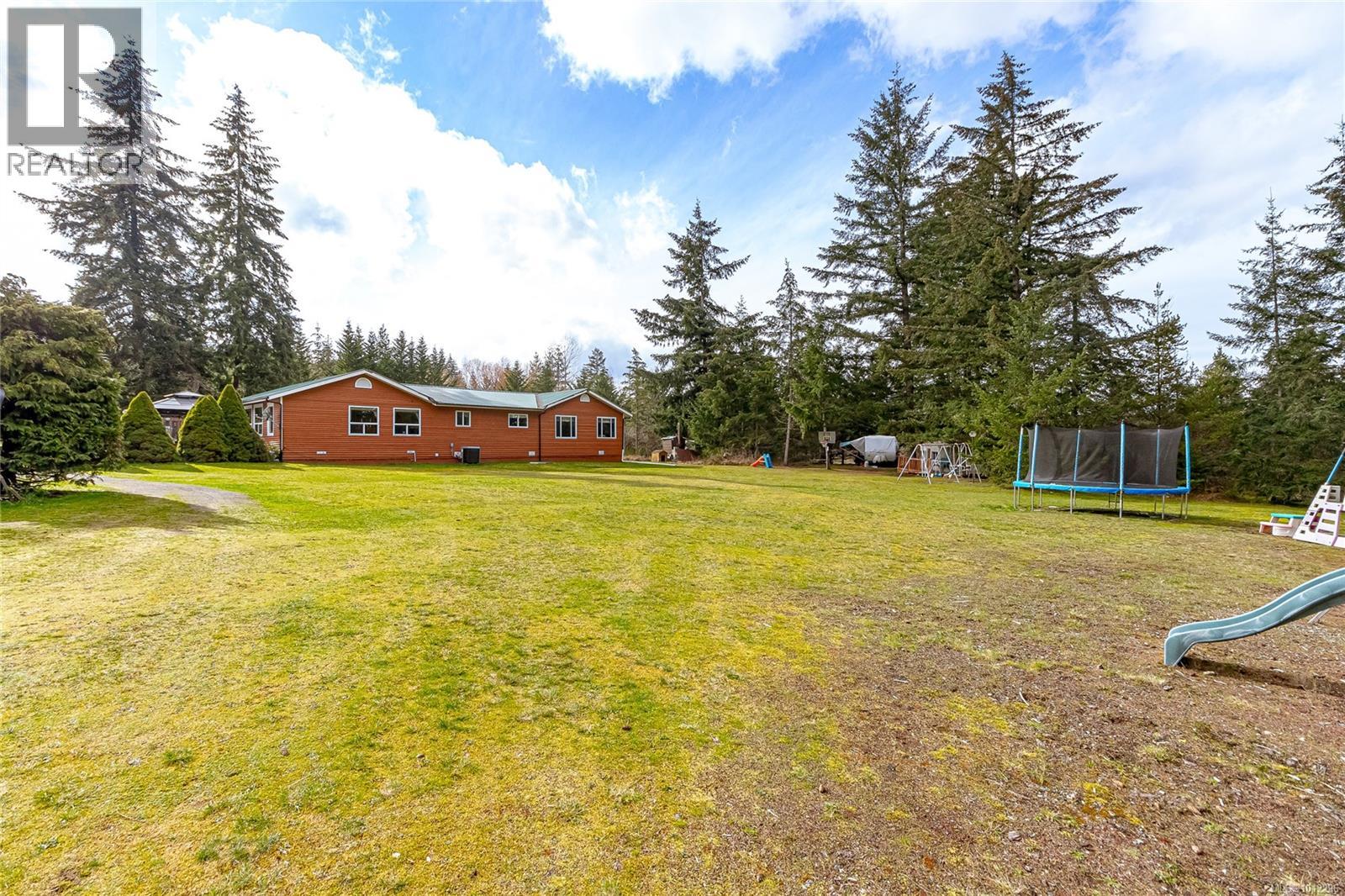 Photo 27 of 770 Gilbert Rd, Hilliers BC