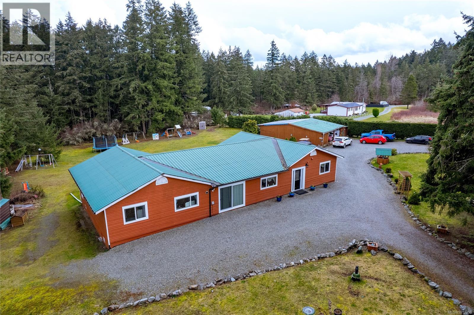 Photo 32 of 770 Gilbert Rd, Hilliers BC