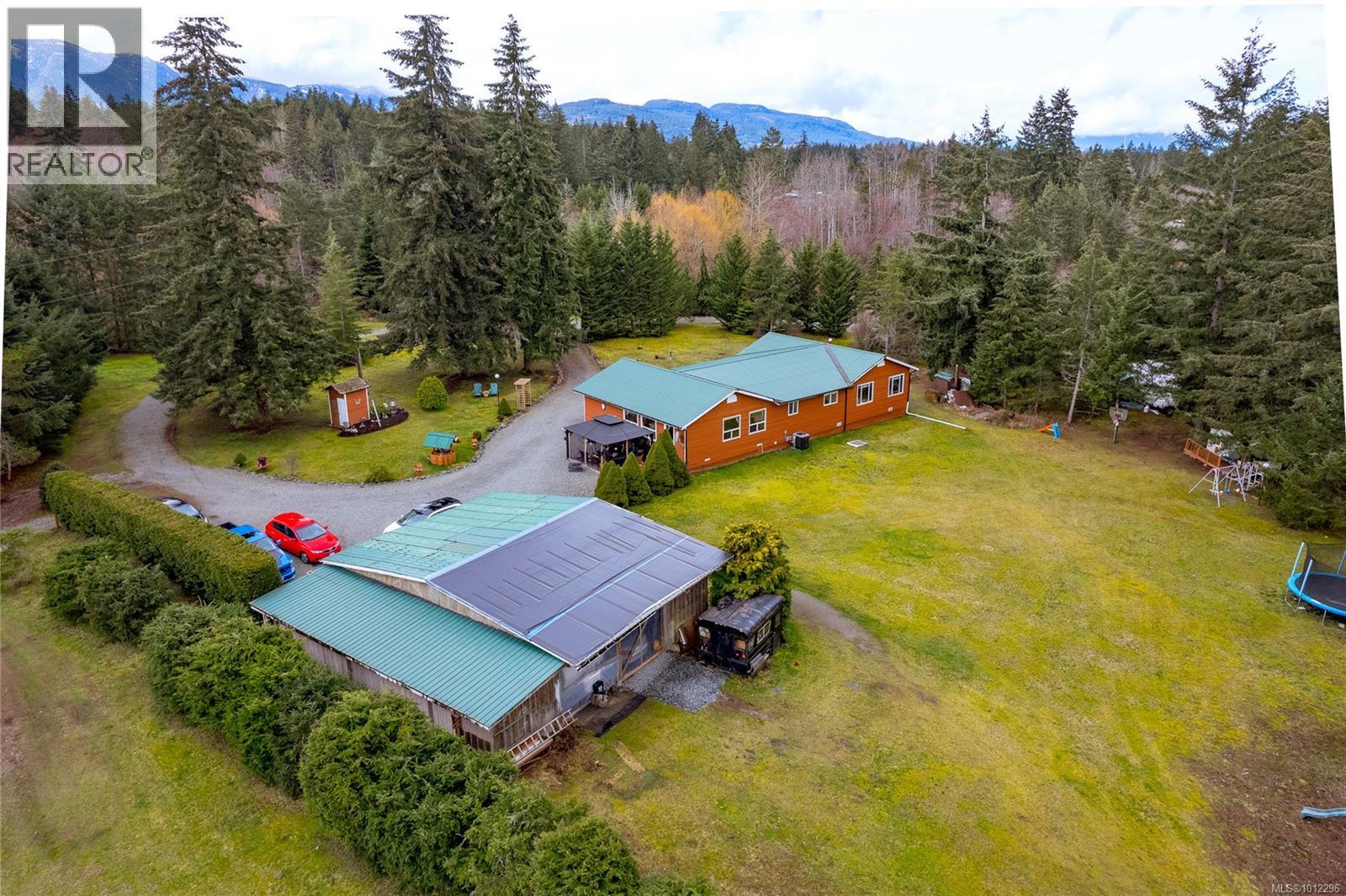 Photo 33 of 770 Gilbert Rd, Hilliers BC