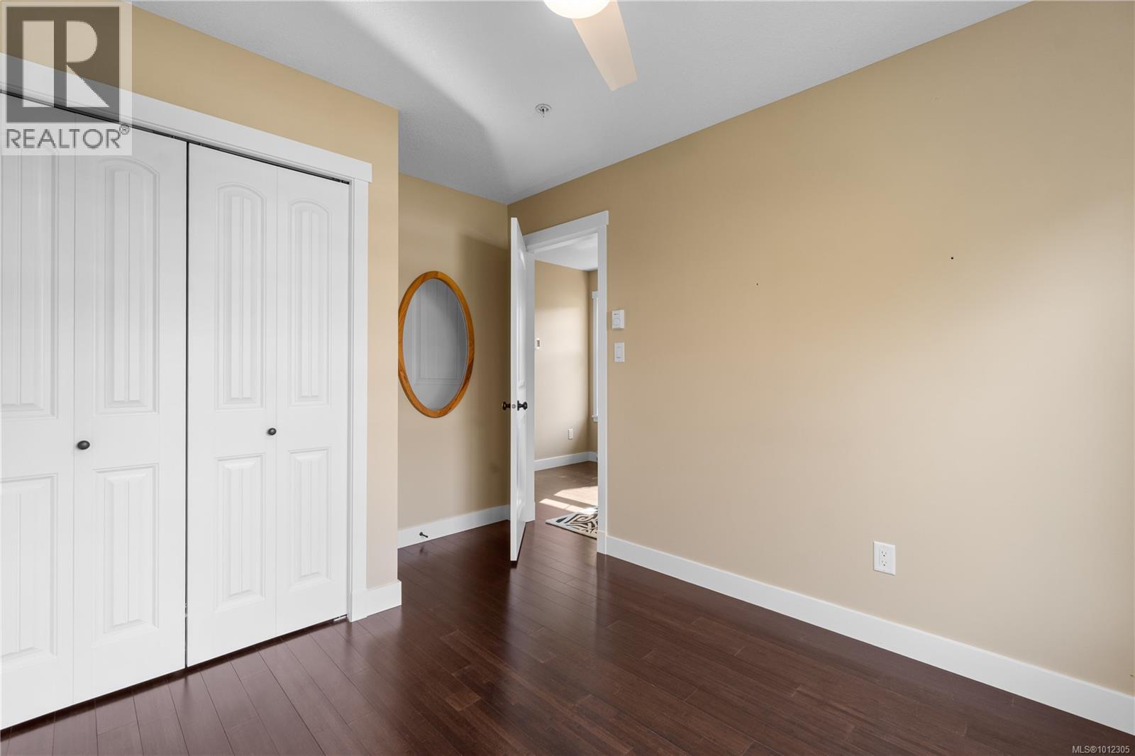 Photo 25 of 2 446 Milton St, Nanaimo BC