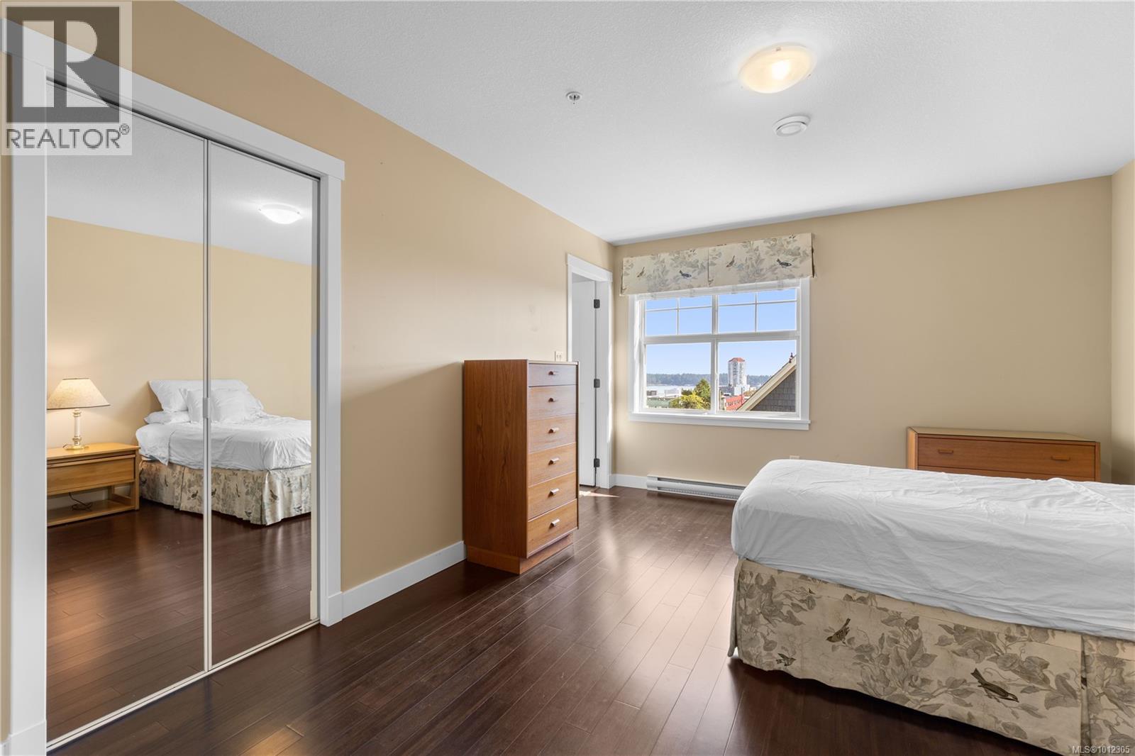 Photo 21 of 2 446 Milton St, Nanaimo BC
