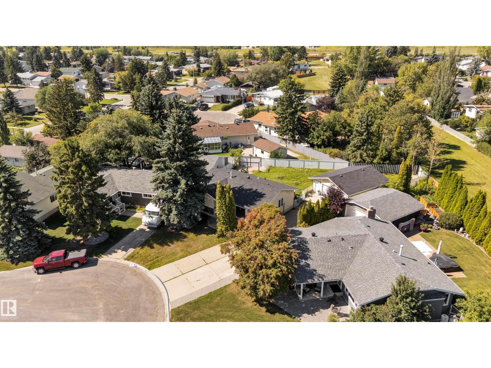 Photo 58 of 4240 86 St Nw, Edmonton AB