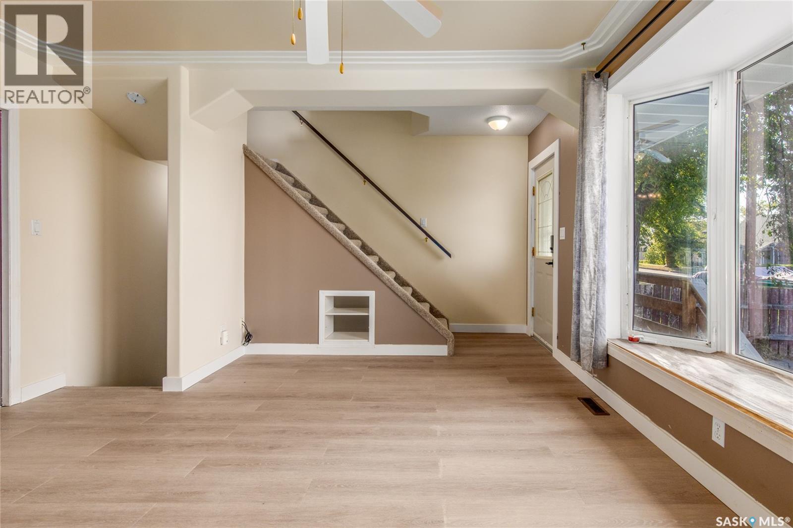 Photo 12 of 620 Ominica Street E, Moose Jaw SK