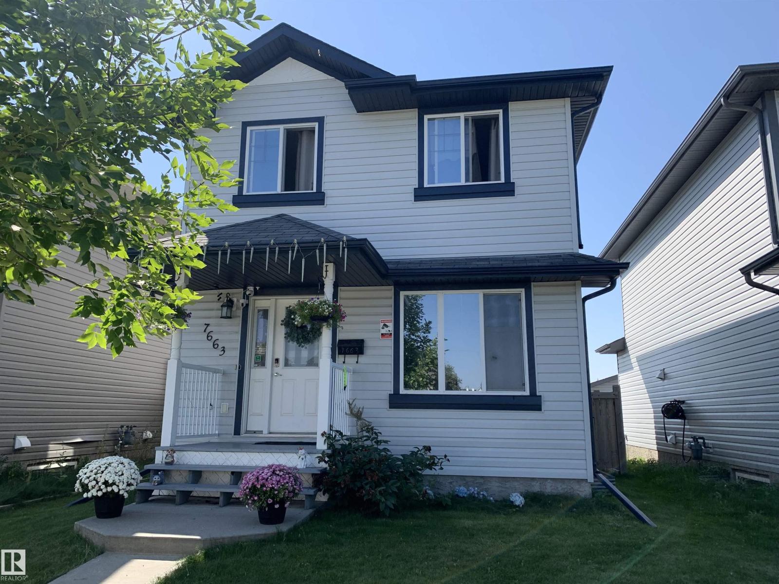 Photo 1 of 7663 Schmid Cr Nw Nw, Edmonton AB