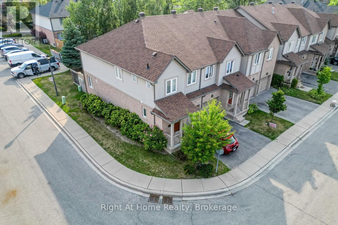 Photo 45 of 48 5255 Guildwood Way, Mississauga ON