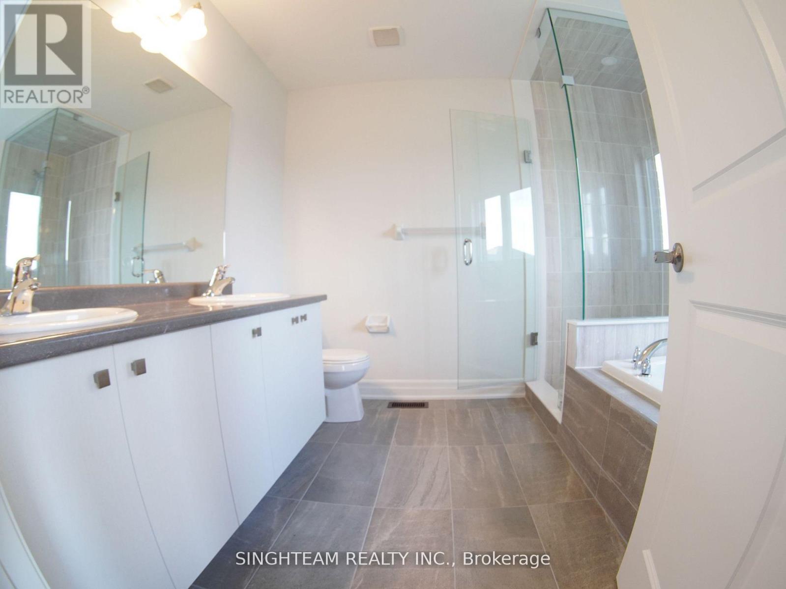 Photo 16 of 44 Del Ray Crescent, Wasaga Beach ON