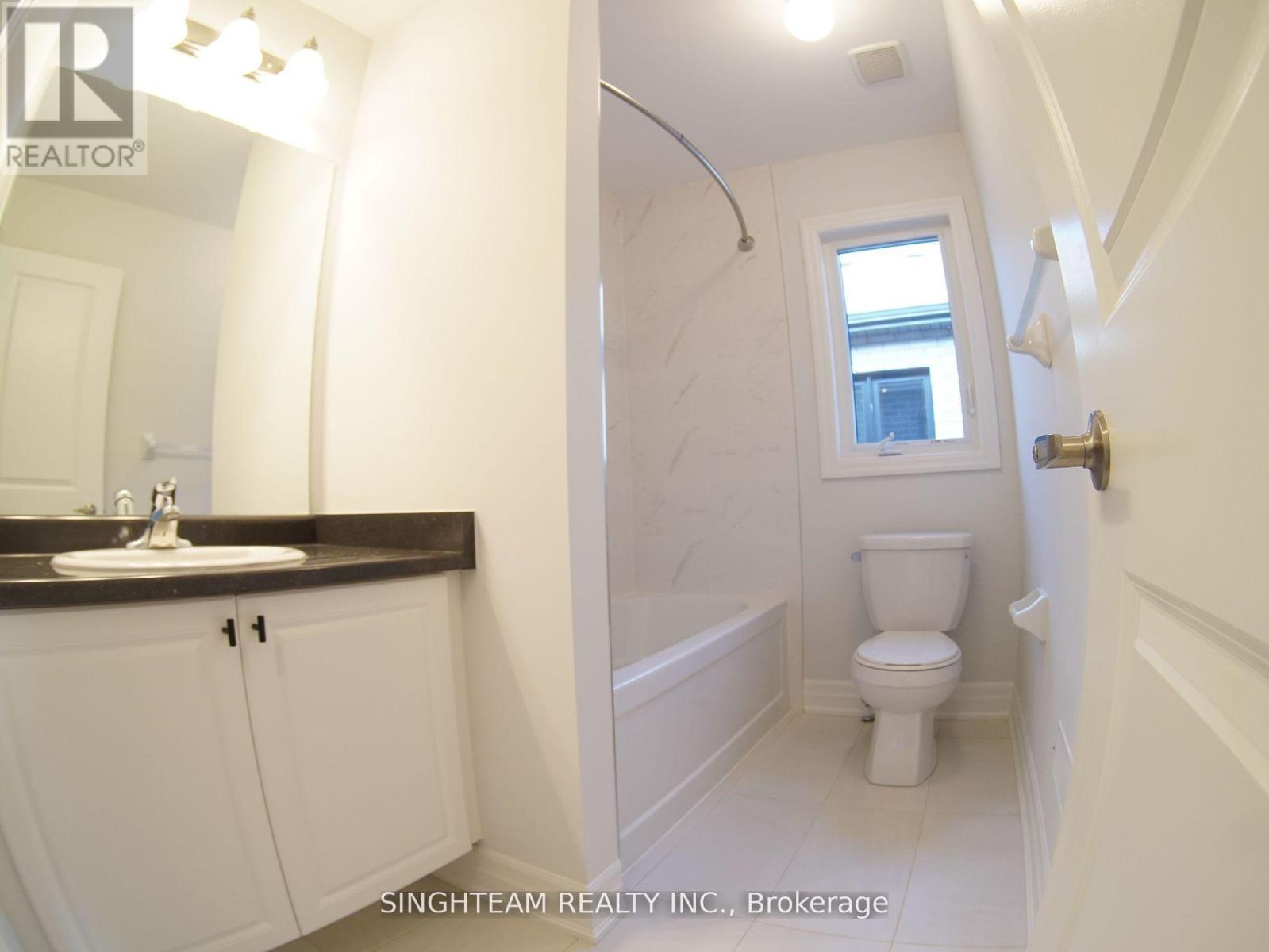 Photo 19 of 44 Del Ray Crescent, Wasaga Beach ON