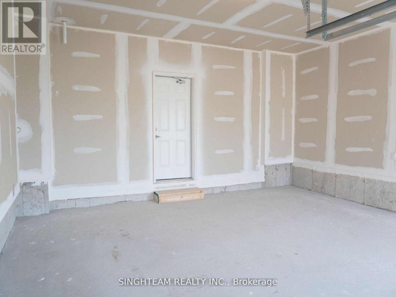 Photo 27 of 44 Del Ray Crescent, Wasaga Beach ON