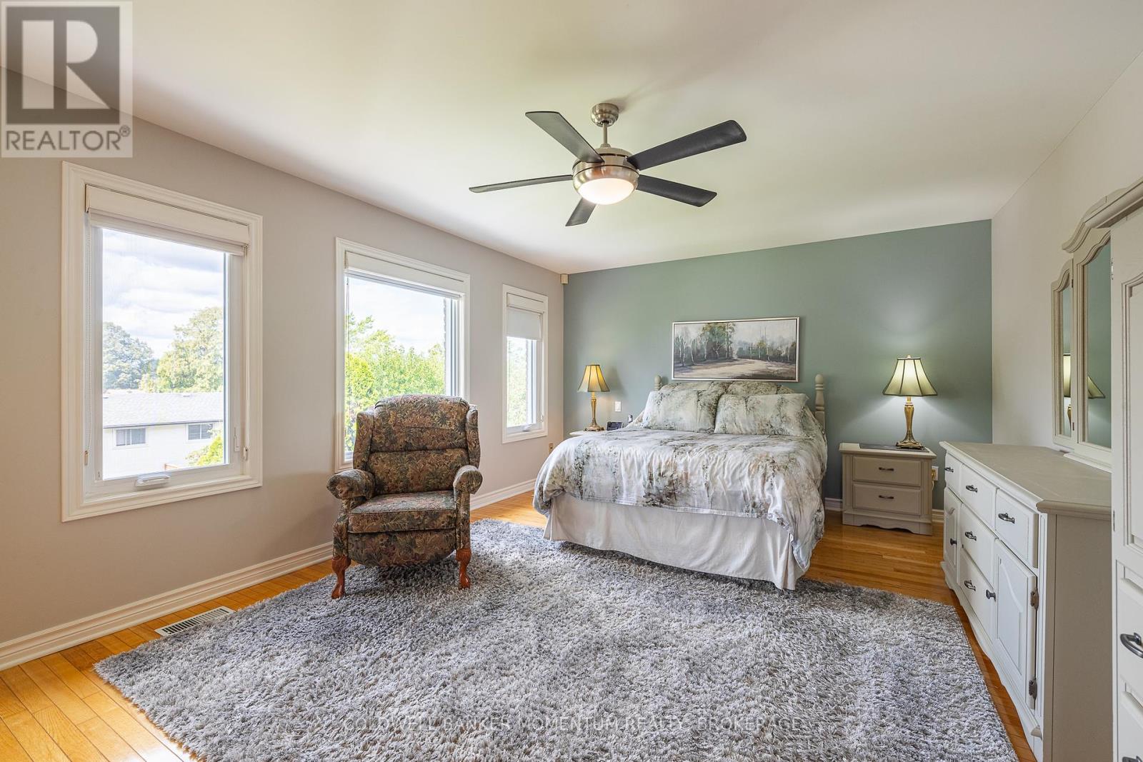 Photo 24 of 13 Willow Court, Thorold ON