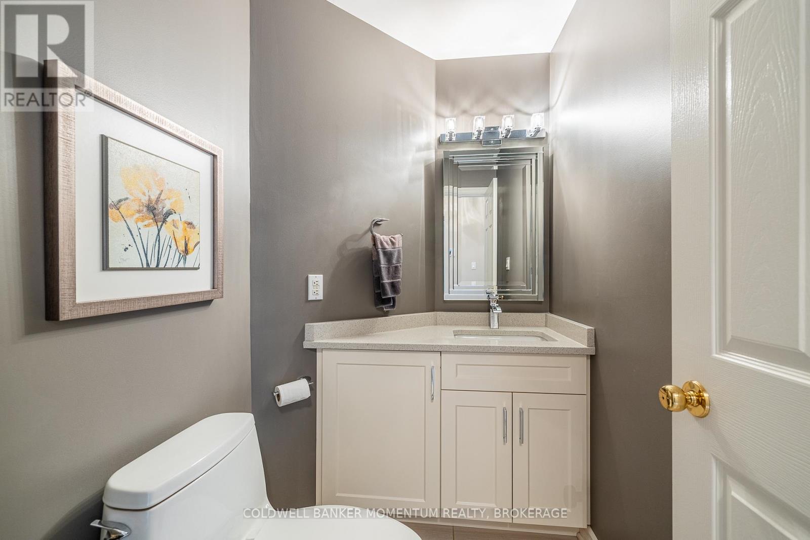Photo 21 of 13 Willow Court, Thorold ON