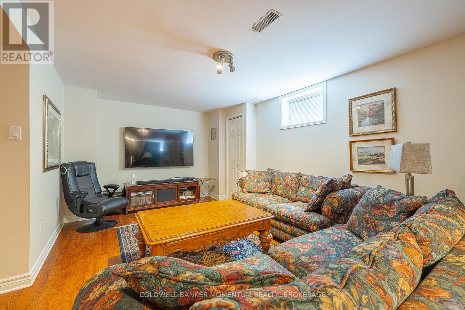 Photo 33 of 13 Willow Court, Thorold ON