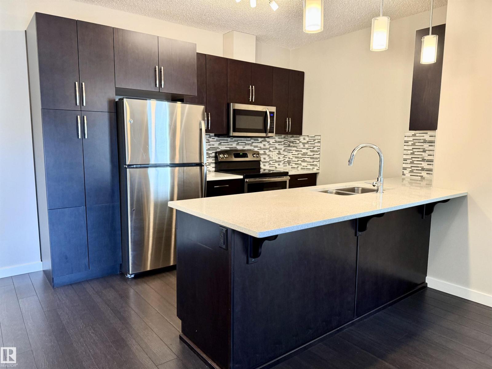 Photo 12 of 115 320 Ambleside Link Li Sw, Edmonton AB