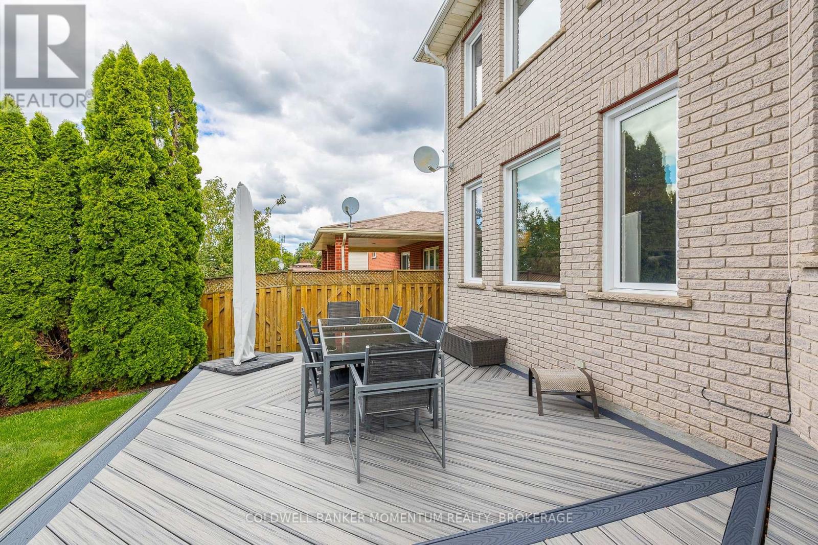 Photo 37 of 13 Willow Court, Thorold ON