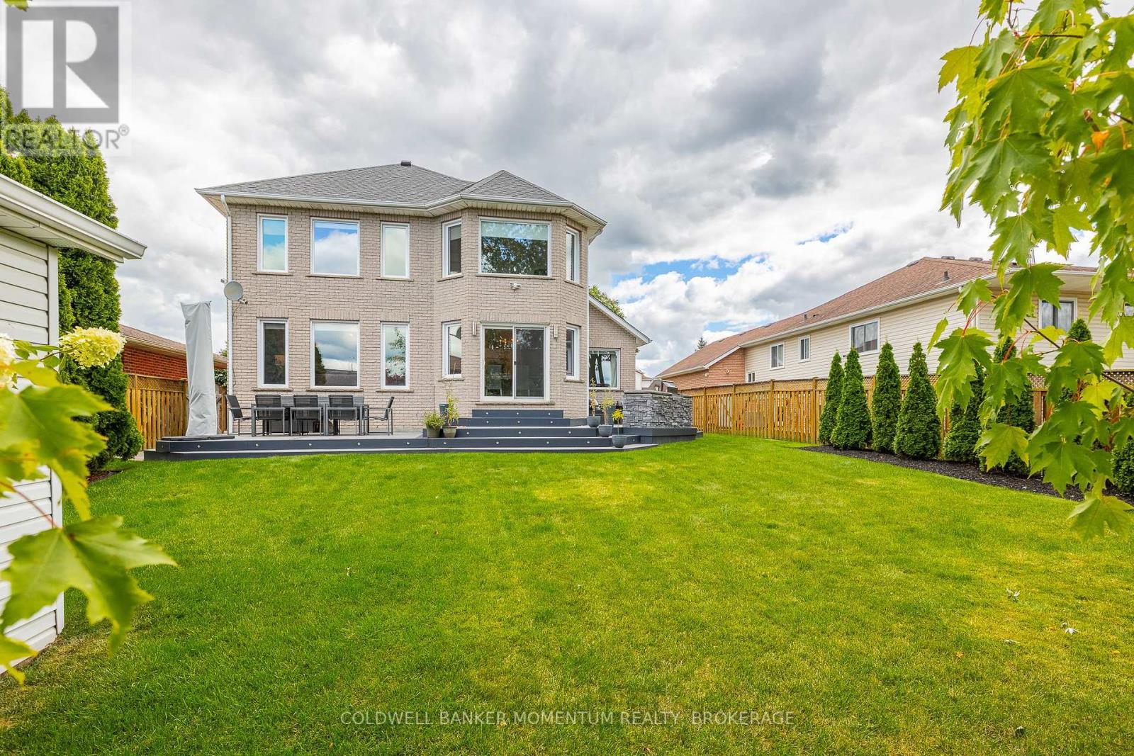 Photo 42 of 13 Willow Court, Thorold ON