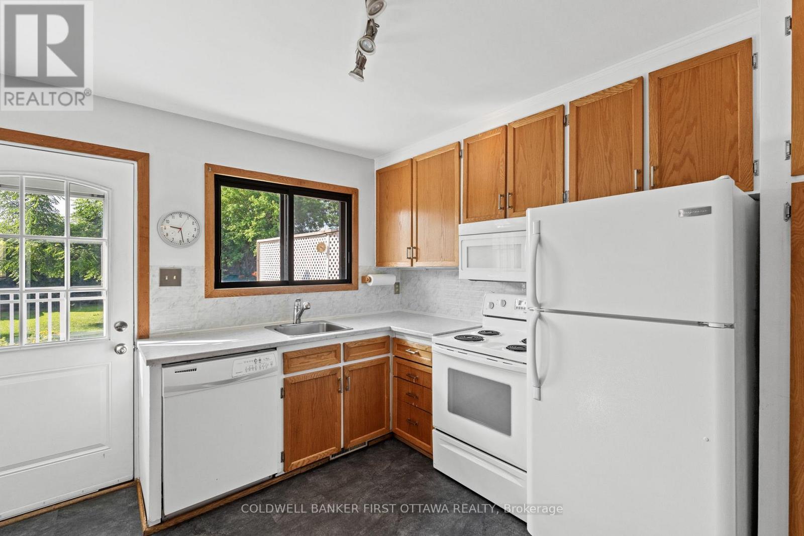 Photo 18 of 1788 Ernest Avenue, Ottawa ON