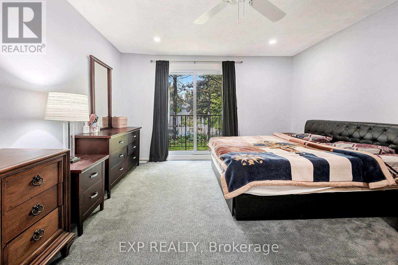 Photo 12 of 68 Ramsgate Pvt Private, Ottawa ON