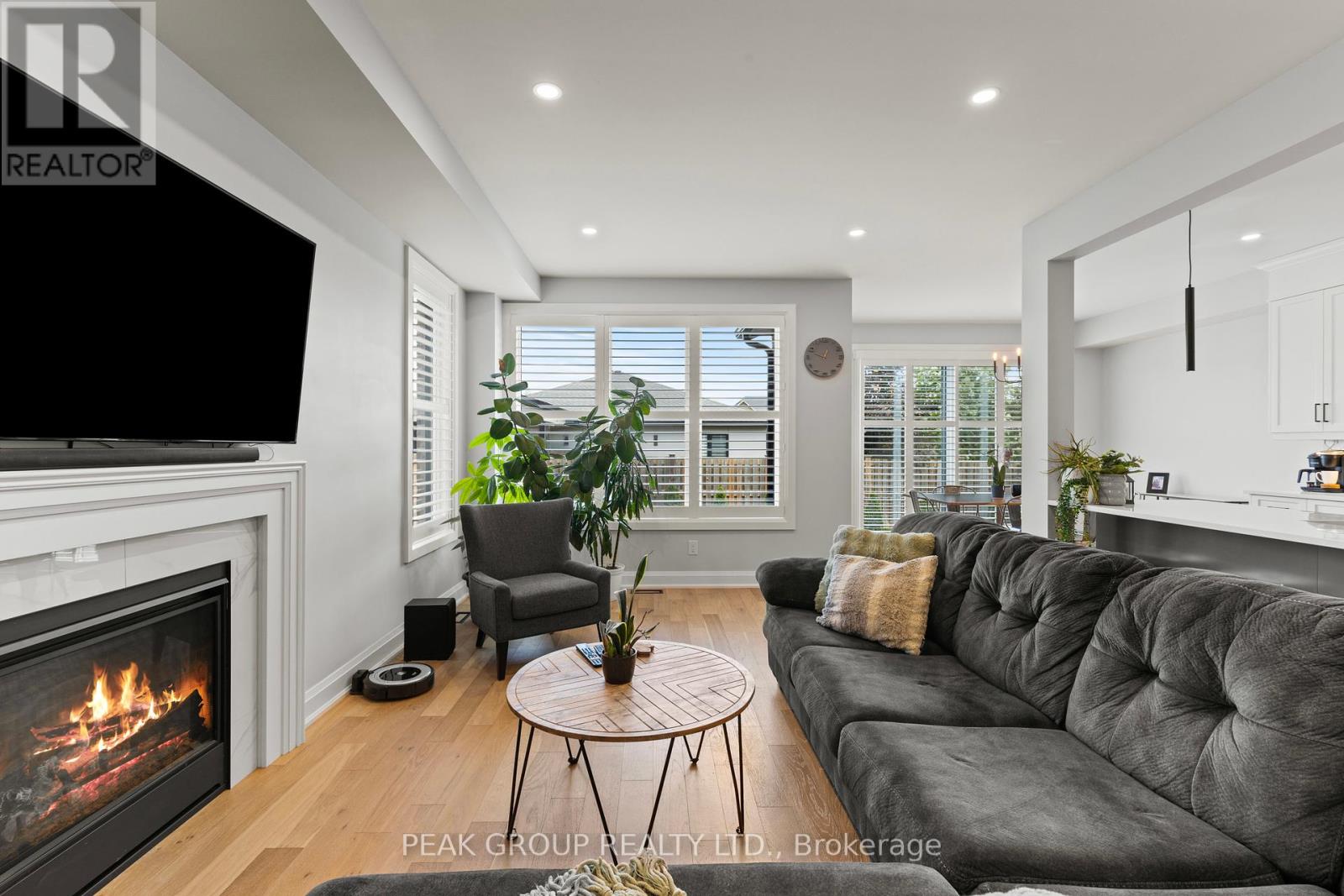 Photo 18 of 119 Susan Drive, Pelham ON