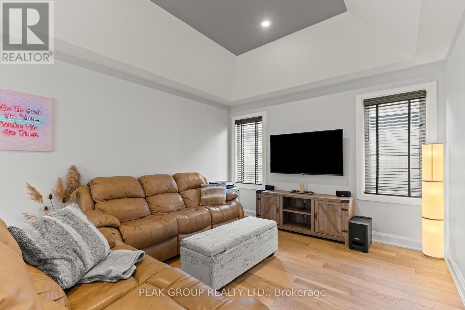 Photo 22 of 119 Susan Drive, Pelham ON