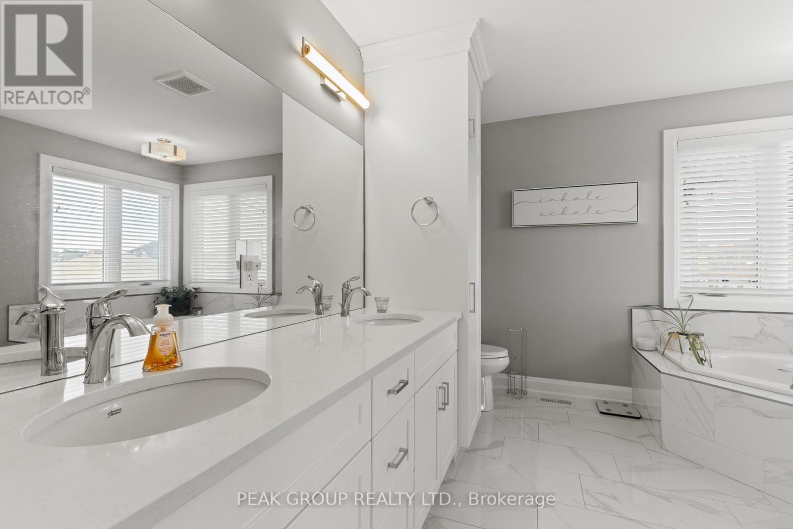 Photo 27 of 119 Susan Drive, Pelham ON