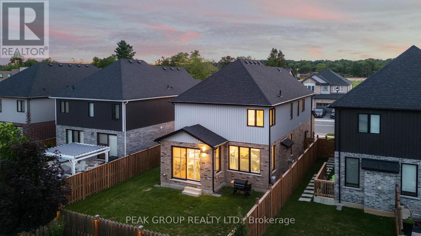 Photo 34 of 119 Susan Drive, Pelham ON