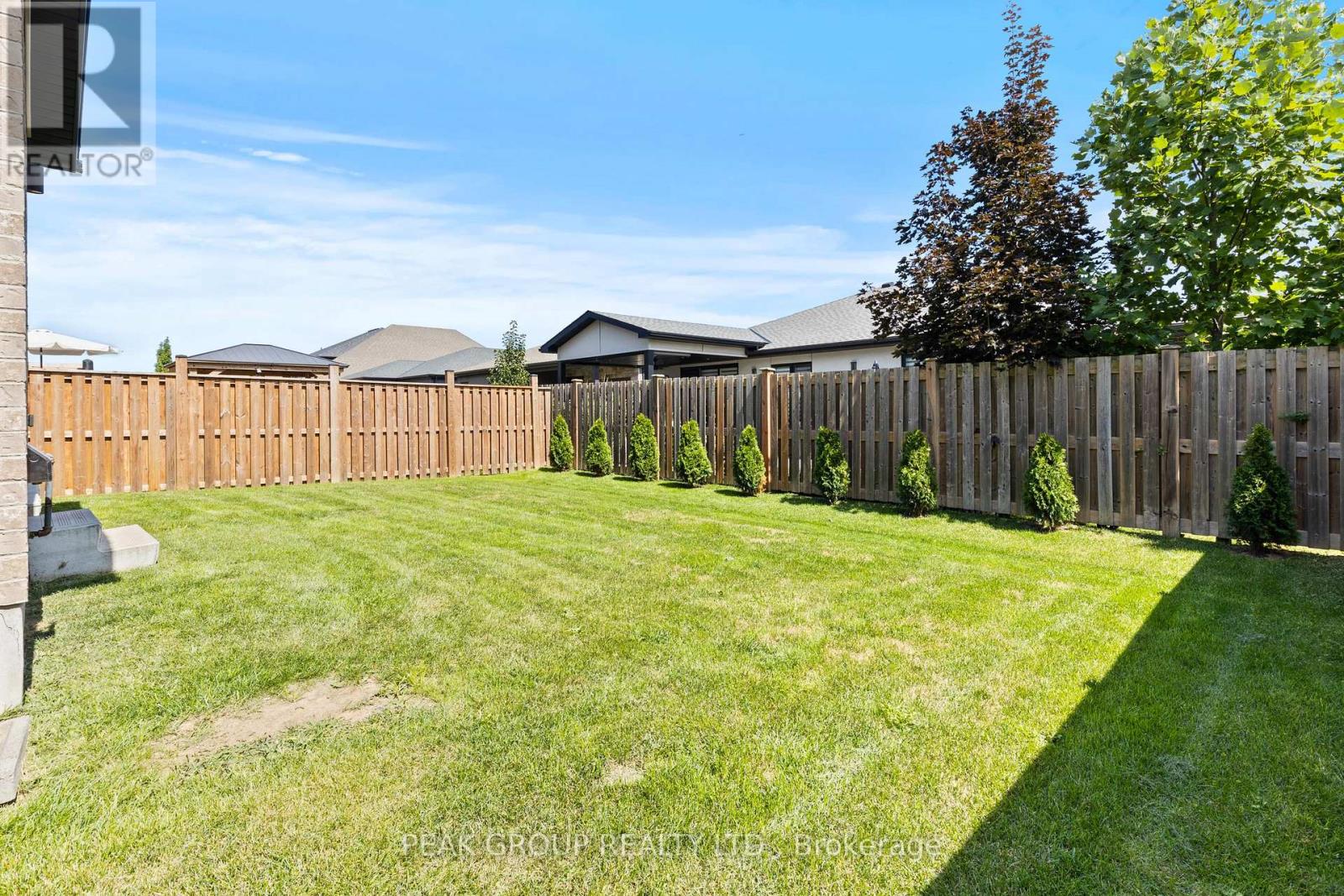 Photo 36 of 119 Susan Drive, Pelham ON