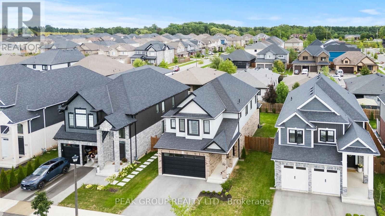 Photo 37 of 119 Susan Drive, Pelham ON
