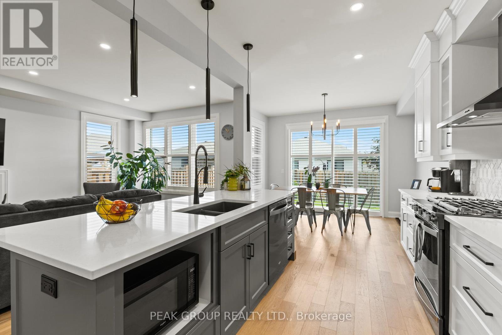 Photo 7 of 119 Susan Drive, Pelham ON