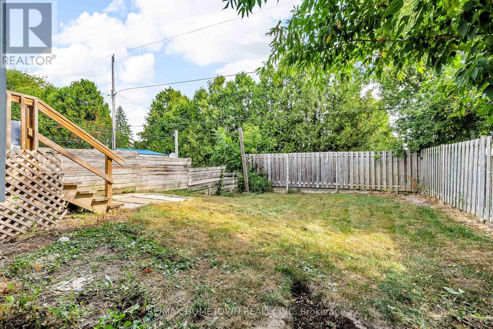 Photo 33 of 35 Hustler Crescent, South Dundas ON