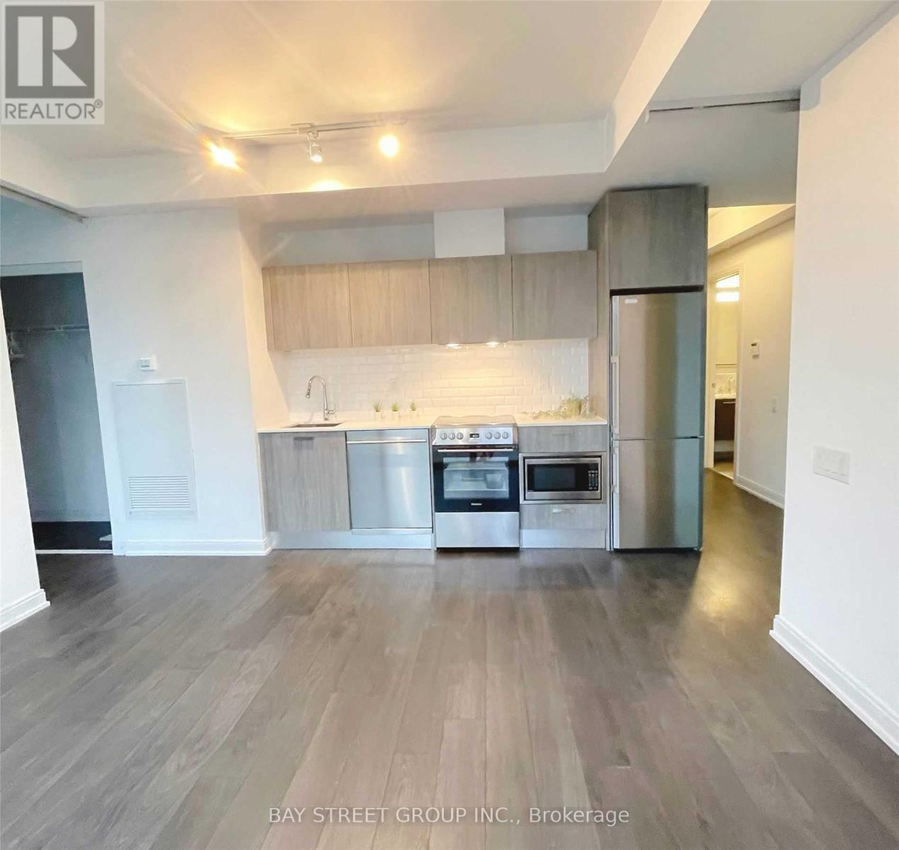 Photo 12 of 1915 50 Charles Street E, Toronto ON