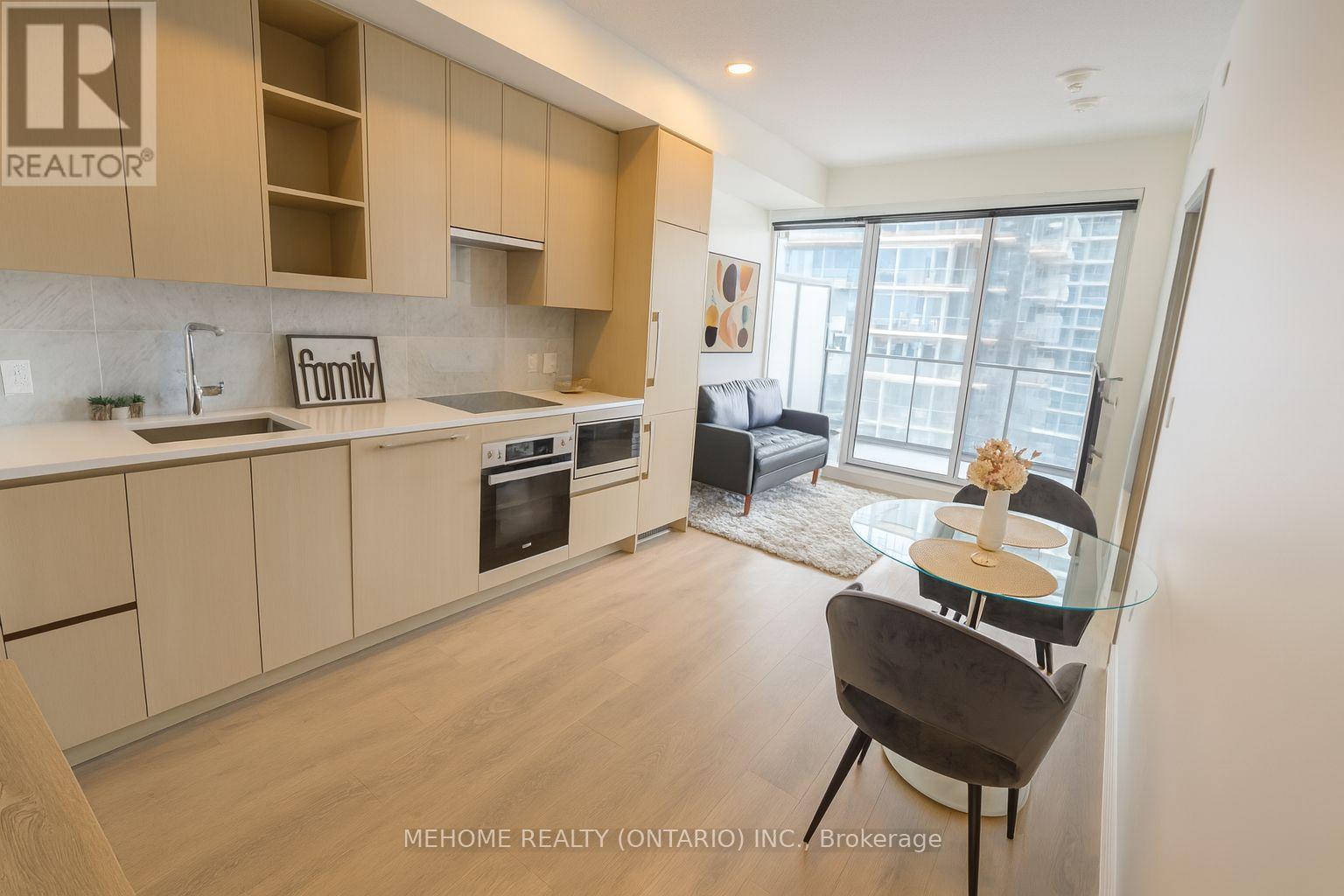 Photo 3 of 1208 95 Mcmahon Drive, Toronto ON