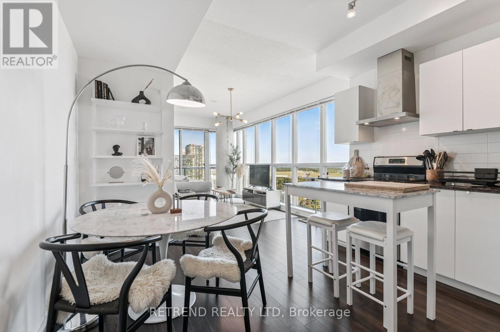 Photo 11 of 1912 51 East Liberty Street, Toronto ON