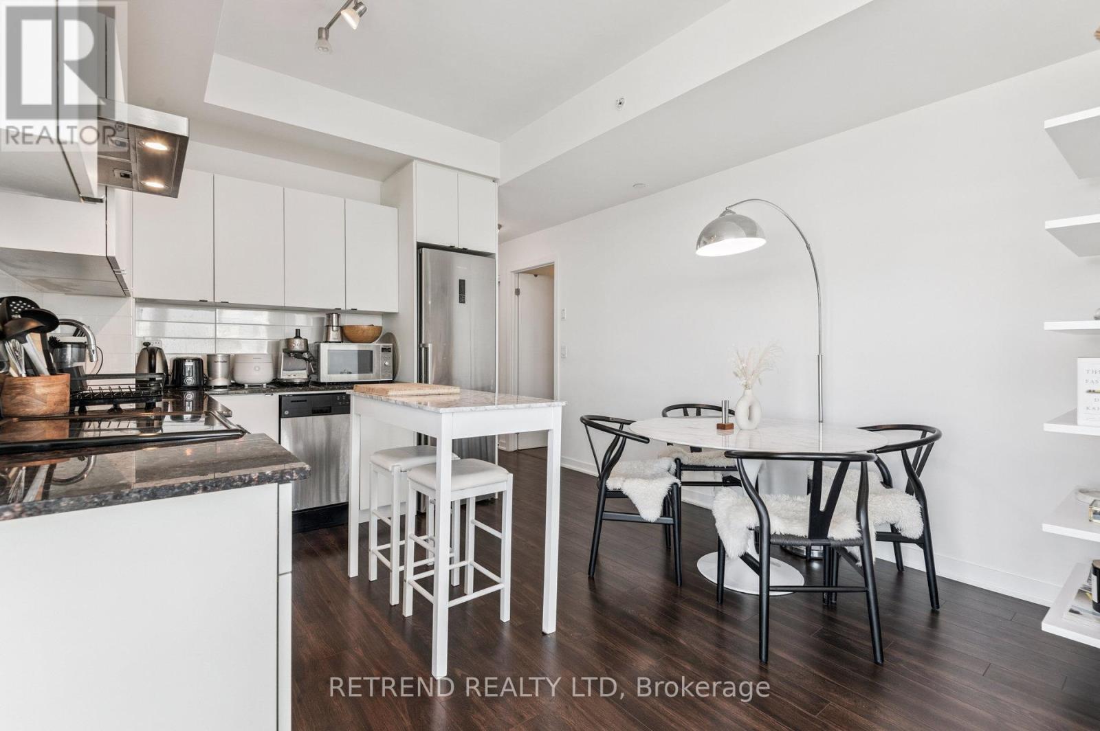 Photo 13 of 1912 51 East Liberty Street, Toronto ON
